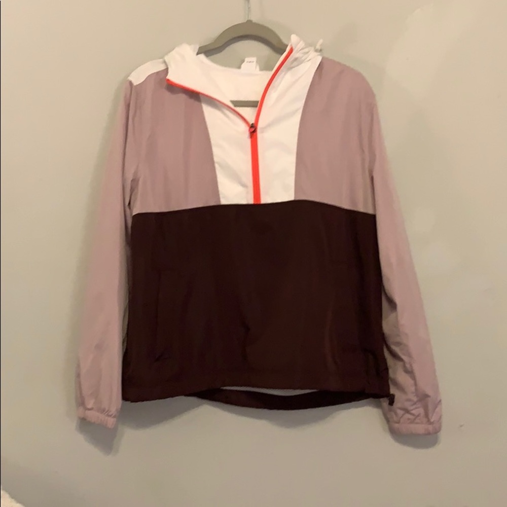Wind breaker